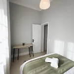 Soar Home Guest House L Entrecampos 1 L Stylish Stay 1 Min To Metro & 5 Min To Campo Grande Park Homestay *